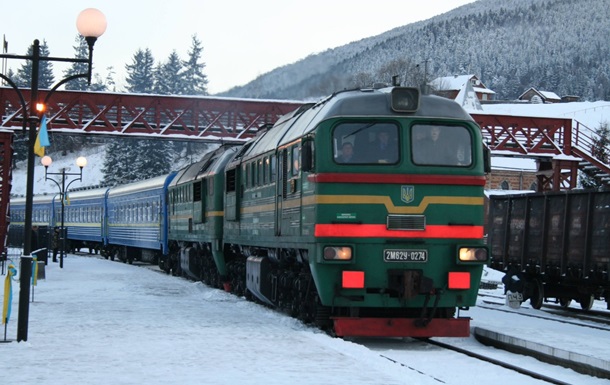 Новый год встретят в поезде более 17 тысяч украинцев
