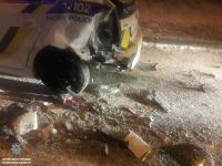 Во Львове легковушка врезалась в патрульную Toyota Prius и скрылась(фото)