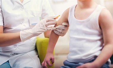 Наиболее 80% родителей одобрили вакцинацию в 2017 году: инфографика