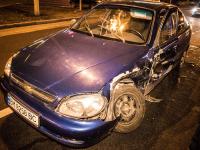 В Киеве на проспекте Бажана Chevrolet влетел в Honda: пострадал человек