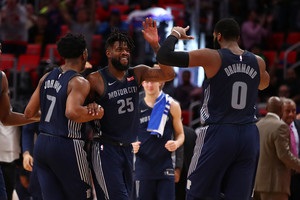 НБА: Дабл-дабл Драммонда помог Детройту победить Портленд, Индиана уступила Вашингтону
