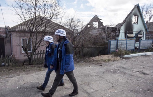 В жилых районах Донбасса размещается военная техника – ОБСЕ