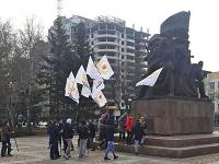 В Николаеве митингующим 23 февраля выплачивали по 200 гривен(дополнено, фото)