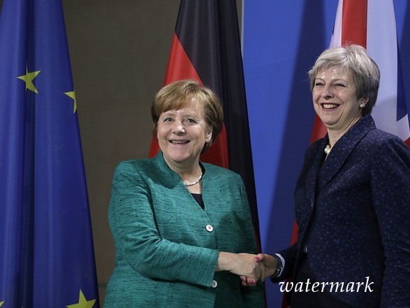 Тереза Мэй и Ангела Меркель договорились продолжать противостояние возросшей русской агрессии