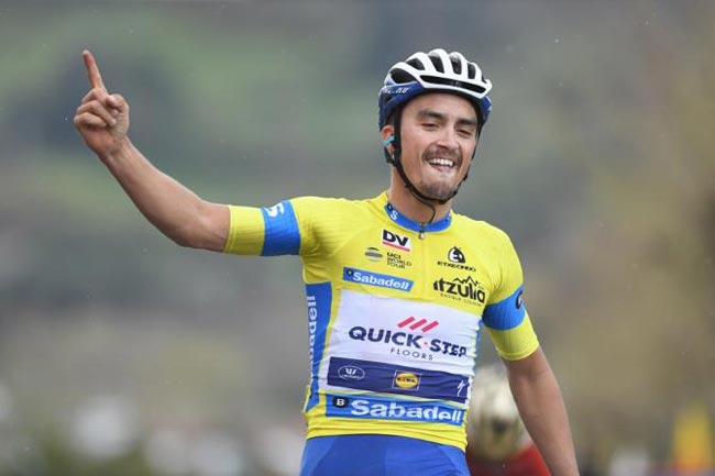 Француз Алафилипп победил на втором этапе велогонки «Тур страны Басков»; Марк Падун – 137-й