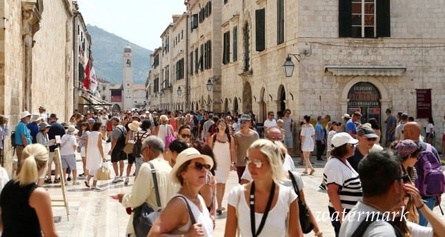 Массовый туризм может навредить Дубровнику