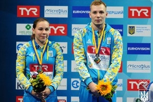Украинцы Кесарь и Олиферчик выиграли бронзу ЧЕ по прыжкам в воду
