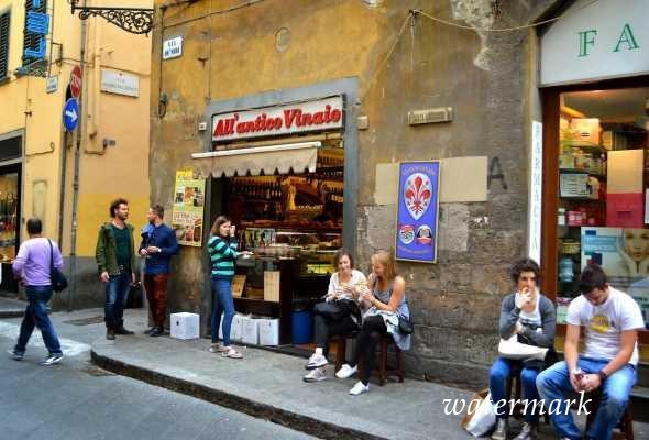 Во Флоренции путешественникам воспретили «перекусывать» на улице