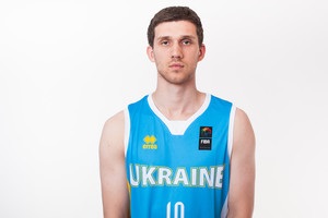 Михайлюк провел фотосессию в игровой форме сборной Украины
