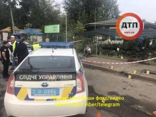 В Киеве шофер насмерть сбил пешехода и попытался скрыться