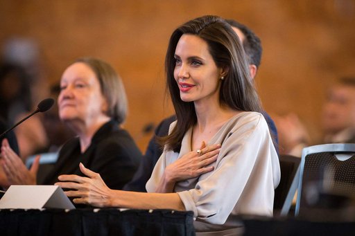 Анджелина Джоли снимется в экранизации знаменитого романа